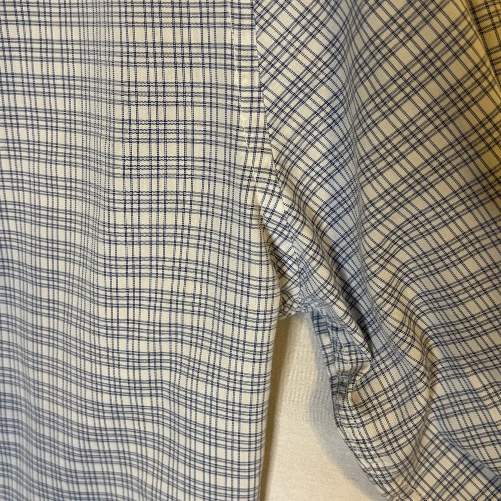 J. Crew Men's Dress Shirt Blue and White Plaid Size small